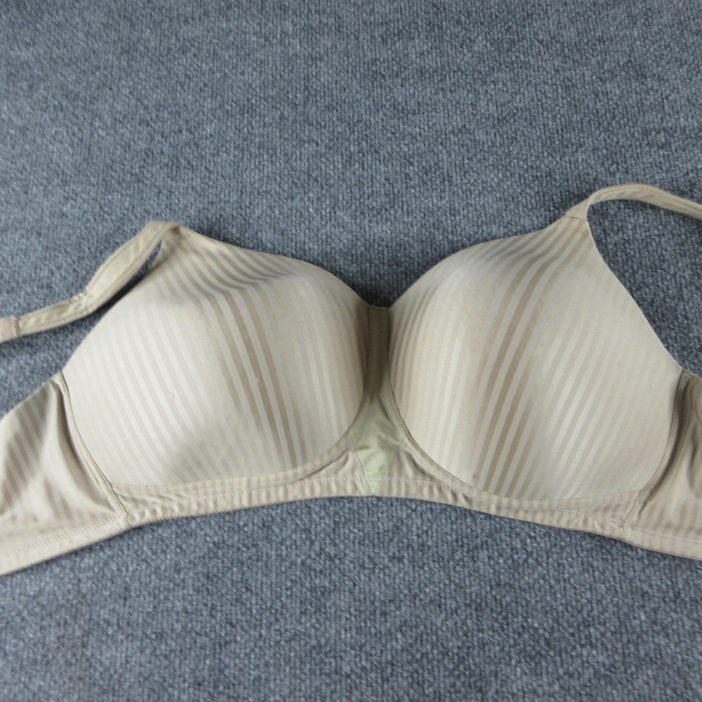 Playtex T-Shirt Bra Womens 36DDD Beige Underwire Full Coverage Seamless Molded